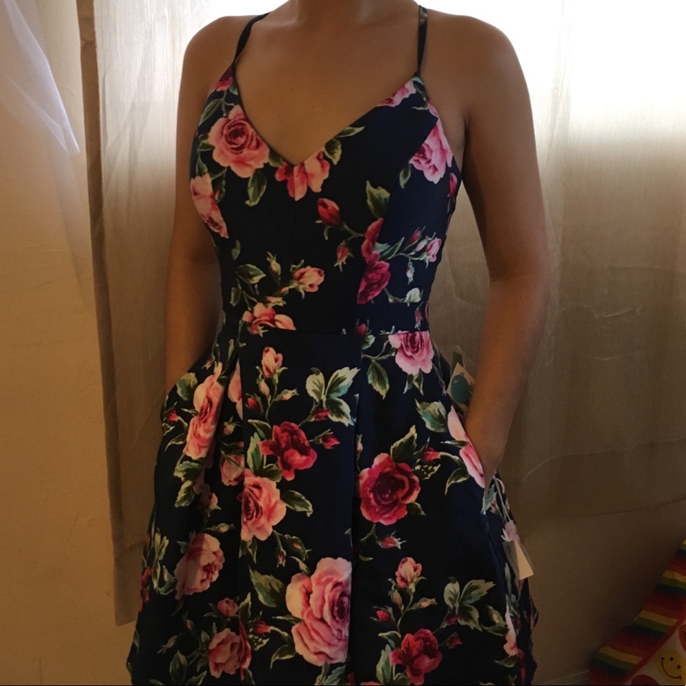 B Smart evening cocktail dress (prom)